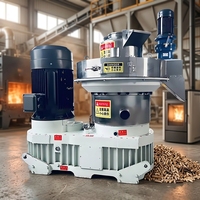 Granulateur vertical centrifuge à matrice annulaire en acier inoxydable CE pour biomasse, paille, herbe et combustibles, haute productivité, avec moteur
