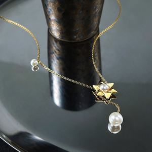 Desain Asli 18K Emas Disepuh Kuningan Perhiasan Warna Emas Link Rantai Kincir Angin Mutiara Liontin untuk Pesta Wanita Kalung P223365 - Product Image 5