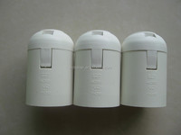 Prix d'usine Plastique E14 Plastique Blanc ou Noir Base de support de lampe