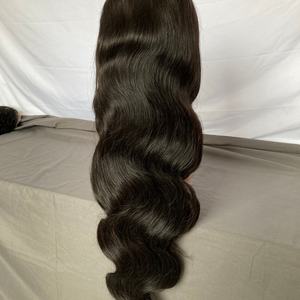 Peluca de Cabello Natural con Ondas Suaves, Grado 11A, Encaje Transparente, Nudos Pequeños, Línea de Cabello Natural con Cabello de Bebé, Peluca de Alta Calidad - Product Image 4