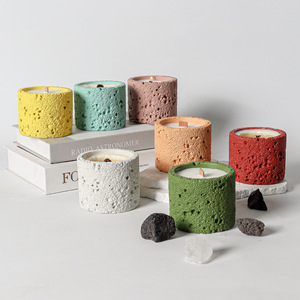 Vela Aromática Artesanal de Cera de Coco en Vaso de Porcelana con Aroma a Postre, No Tóxica, para Navidad y Año Nuevo - Product Image 2
