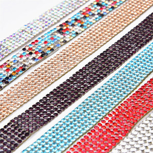 Ss6/2Mm Bling Rhinestone kırpma Diy örgü düzeltme bant kendinden yapışkanlı şerit şerit Sticker kristal Strass aplikler giysi - Product Image 2
