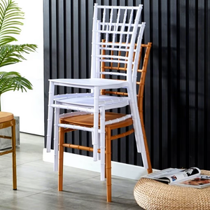 Chaises de <span class=keywords><strong>réception</strong></span> de <span class=keywords><strong>mariage</strong></span> empilables en plastique blanches pour mariés, avec différentes couleurs, vente en gros, nouveauté - Product Image 5