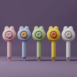 Toelettatura per animali domestici spazzola per massaggio magico <span class=keywords><strong>pettine</strong></span> per rimozione dei peli animali domestici forniture generiche con tagliaunghie per animali domestici per la cura della pulizia del cane gatto - Product Image 1