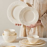Vaisselle en porcelaine pour la maison, design moderne minimaliste en relief, élégant, style français, luxe léger, compatible micro-ondes, Nouveauté été 2026