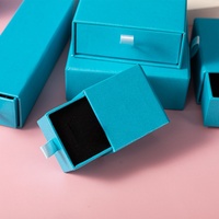 Boîte à bijoux en papier de luxe personnalisée, emballage à tiroir réutilisable pour colliers, bagues, logo imprimé, emballage cadeau en carton pour bijoux