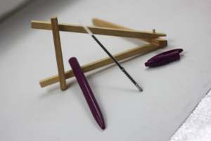 Bolígrafo de Plástico del Hotel Crown <span class=keywords><strong>Plaza</strong></span> con Logotipo Personalizado - Product Image 5