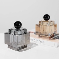Pot de rangement en cristal gravé géométrique carré fait main Sinyore, écologique, décoration haut de gamme, ornements de luxe en cristal pour hôtel