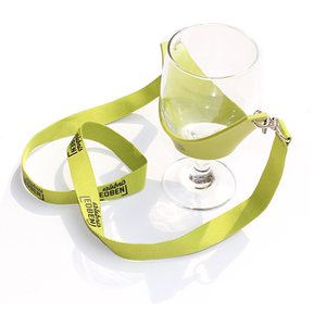 <span class=keywords><strong>Polyester</strong></span> rượu vang thủy tinh chủ OEM Carabiner dây buộc với điều chỉnh mềm tùy chỉnh màu đen kim loại khóa Keychain - Product Image 2