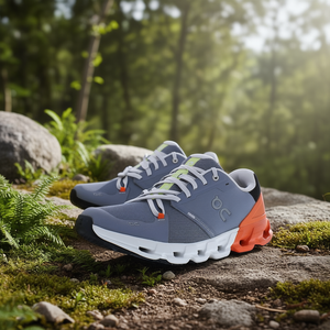 Chaussures de marche sportives imperméables à lacets pour hommes On Cloudflyer 4, couleur flamme - Product Image 3