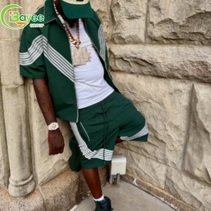 Ensembles <span class=keywords><strong>streetwear</strong></span> personnalisés pour hommes, été, deux pièces, chemise et short, ensemble coupe-vent, survêtements surdimensionnés à séchage rapide pour hommes - Product Image 4