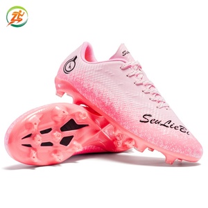 <span class=keywords><strong>Scarpe</strong></span> <span class=keywords><strong>da</strong></span> <span class=keywords><strong>Calcio</strong></span> di Alta Qualità a Profilo Basso, Antiscivolo, per Uomo e Donna, per Allenamento Sportivo e Partite su Campi in Erba - Product Image 1