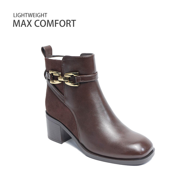 สีน้ำตาล