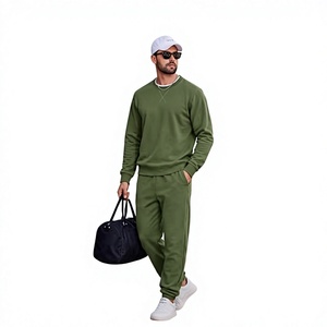 Ensemble sweat-shirt et jogging vert uni pour homme, col rond, manches longues, survêtement décontracté avec poches latérales, taille élastique, coupe régulière - Product Image 4