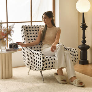 Fauteuil simple moderne en tissu à pois, chaise de salon moelleuse avec pieds en métal, fauteuil décontracté design pour la maison ou le balcon - Product Image 5