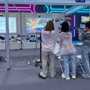 Jeu de tir interactif d'arcade en salle pour plusieurs personnes, jouet de terrain de jeu, pistolet <span class=keywords><strong>laser</strong></span>, projecteur, jeu de tir pour le divertissement - Product Image 4