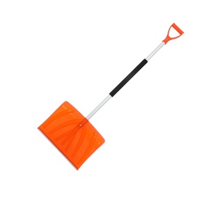 Pelle à neige à grande tête avec poignée en bois en forme de D et lame en plastique, manche de 100-120 cm pour le nettoyage et l'élimination de la neige sur les allées de voitures - Product Image 2