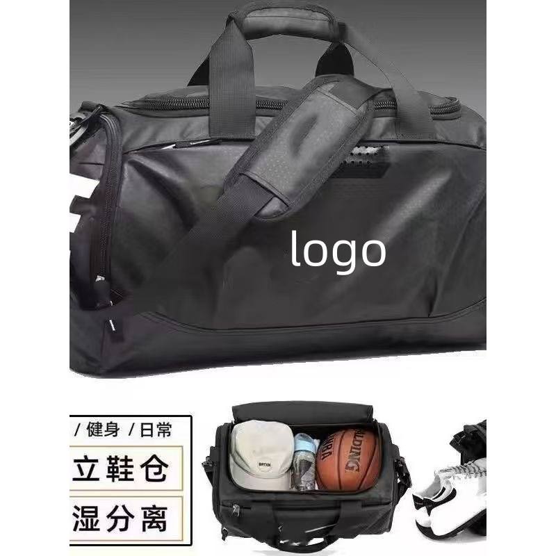 เครื่องพ่นน้ำสีดำขนาดใหญ่