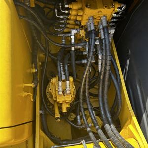 Excavadora Midi japonesa Komatsu de alta eficiencia con precios competitivos, excavadora de orugas Komatsu usada PC130, superventas - Product Image 3