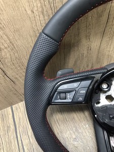 Volante de Coche de Fibra de Carbono con Cuero de Alcántara y LED para <span class=keywords><strong>Audi</strong></span> A3 RS3 A4 <span class=keywords><strong>RS4</strong></span> A5 RS5 A6 2011-2024, <span class=keywords><strong>Interior</strong></span> Automotriz - Product Image 3