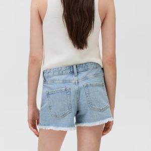 Shorts en jean taille haute pour femme, style streetwear, avec strass personnalisés, en denim bleu délavé – Grande Vente - Product Image 4