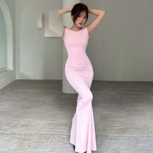 <span class=keywords><strong>Bon</strong></span> <span class=keywords><strong>prix</strong></span> de robe moulante pour femme à ourlet <span class=keywords><strong>plissé</strong></span> - Product Image 3