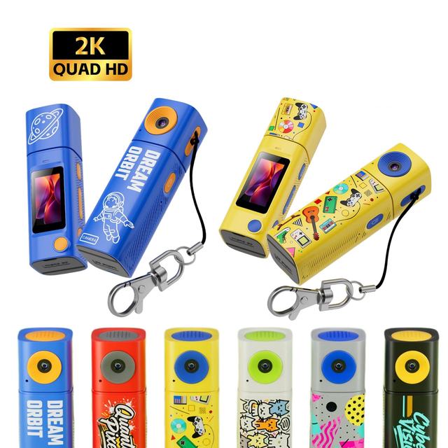 G10 Mini Flip Senior Mobile Phone 2.4 Inch Keychain Camera 2MP FM Support Memory Card Very Small