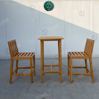Ensemble table et chaises de salle à manger d'extérieur Sigma en teck massif non pliable, tabourets de bar pour jardin, restaurant, hôtel et villa