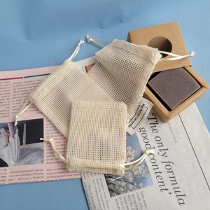 Pochette à savon cosmétique personnalisée en coton biologique 100% recyclable, imprimée à l'écran avec logo personnalisé, avec cordon de serrage - Product Image 4