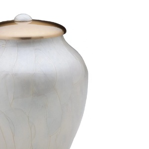 Grande urne funéraire en métal perlé blanc doré pour femme ou homme adulte, urne funéraire en aluminium avec belle décoration funéraire - Product Image 2