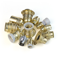 Douille de lampe E27 en fer plaqué laiton avec embout en céramique et base à bride, support de lampe de plafond à montage en surface certifié CE