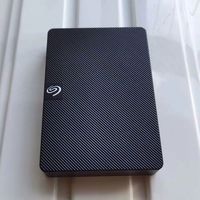 قرص صلب خارجي محمول STKM1000400 سعة 1 تيرابايت، 2.5 بوصة، USB 3.0، للكمبيوتر الشخصي وأجهزة ماك