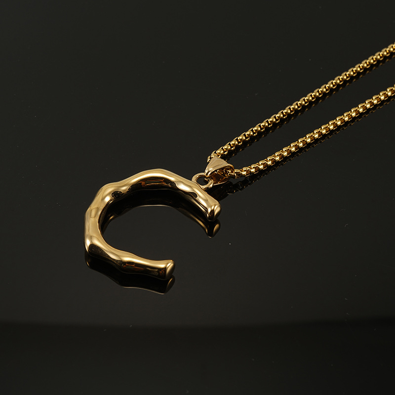 Gold single pendant-C