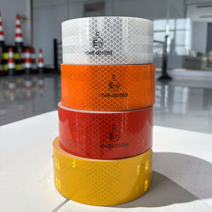 LU Noite Visibilidade 50mm Amarelo Reflectorized Decalque Reflectivo Adesivo Segurança Rodoviária Ece-104r Rolo De Fita Reflexiva Retro - Product Image 1