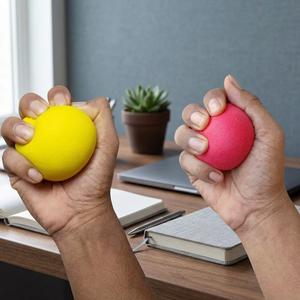 Ballon de physiothérapie et gants de rééducation pour les mains, fabriqués en Chine, dispositif médical de classe I, meilleur prix au Pakistan - Product Image 2