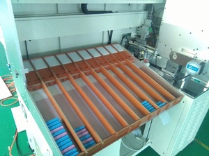 Machine de tri et de séparation de cellules Li-Ion 21700 à 10 canaux à usage courant pour la fabrication de batteries au lithium-ion 18650 - Product Image 6