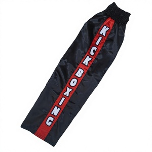 Pantalon de kickboxing taille haute noir à rayures rouges en polyester unisexe – Tenue d'arts martiaux durable pour l'entraînement - Product Image 6