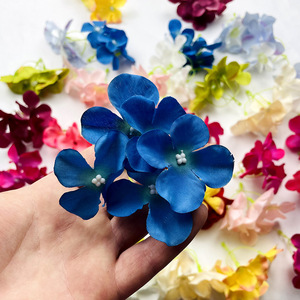 Guirnalda de Flores de Hortensia de 7cm, Flores Artificiales para Decoración del Hogar y Accesorios de Fotografía de Bodas - Product Image 3