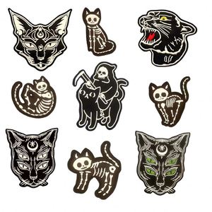 Patch brodé DIY écologique style gothique motif chat noir de dessin animé, tête de léopard et crâne de chat pour vêtements et chapeaux - Product Image 1