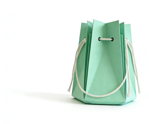 Custom kraft paper shopping bags with handles, eco-friendly and durable, suitable for retail and packaging. - Product Image 1