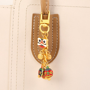 พวงกุญแจทองมงคล | ถุงลูกปัดนำโชคมีเสน่ห์เพื่อความมั่งคั่งและพร - Product Image 5