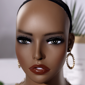 Têtes de mannequins réalistes de qualité supérieure pour la présentation de perruques et les accessoires de merchandising visuel de luxe pour magasins - Product Image 4