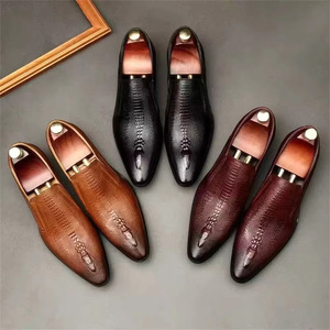 Nouvelle tendance, style élégant, chaussures en cuir noir authentiques britanniques pour hommes, chaussures de mariage, chaussures en cuir artificiel. - Product Image 6
