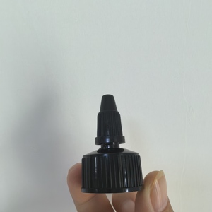 <span class=keywords><strong>Botellas</strong></span> <span class=keywords><strong>de</strong></span> <span class=keywords><strong>plástico</strong></span> ámbar <span class=keywords><strong>con</strong></span> boquilla superior giratoria negra Botella <span class=keywords><strong>de</strong></span> <span class=keywords><strong>plástico</strong></span> superior trenzada Tapa giratoria <span class=keywords><strong>de</strong></span> botella <span class=keywords><strong>de</strong></span> 2oz 60ml - Product Image 2