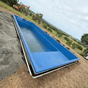 Piscina de Fibra de Vidrio de Lujo para Patio Trasero de Hotel con Spa y Todos los Accesorios Necesarios - Product Image 3