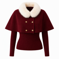 Pull en tricot style cape à deux pièces avec col en fourrure de renard amovible