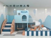 Aire de jeux intérieure commerciale avec toboggan en forme d'arche étoilée et piscine à balles avec jouets à thème pour garderies et centres commerciaux