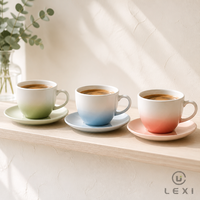 Ensemble tasse et soucoupe en porcelaine dégradé ombré blanc, bleu sauge, rose poudré – Moderne, durable, pour le thé de l'après-midi, décoration maison et cuisine, vente en gros