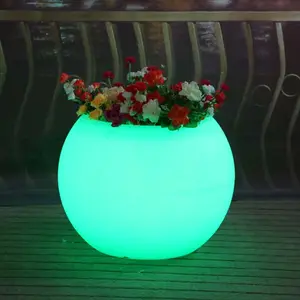 Controllo wifi impermeabile ricaricabile decorazione illuminata vaso per piante a LED decorazione da giardino vasi da fiori per esterni