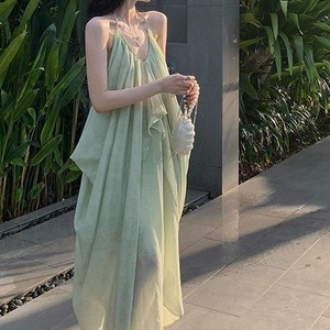 เดรสคอวีแบบผูกคอสำหรับผู้หญิง แฟชั่นฤดูร้อ<span class=keywords><strong>น</strong></span>ปี 2026 เดรสยาวใหม่สำหรับวันหยุดริมทะเล เดรสยาวเปิดหลัง - Product Image 1